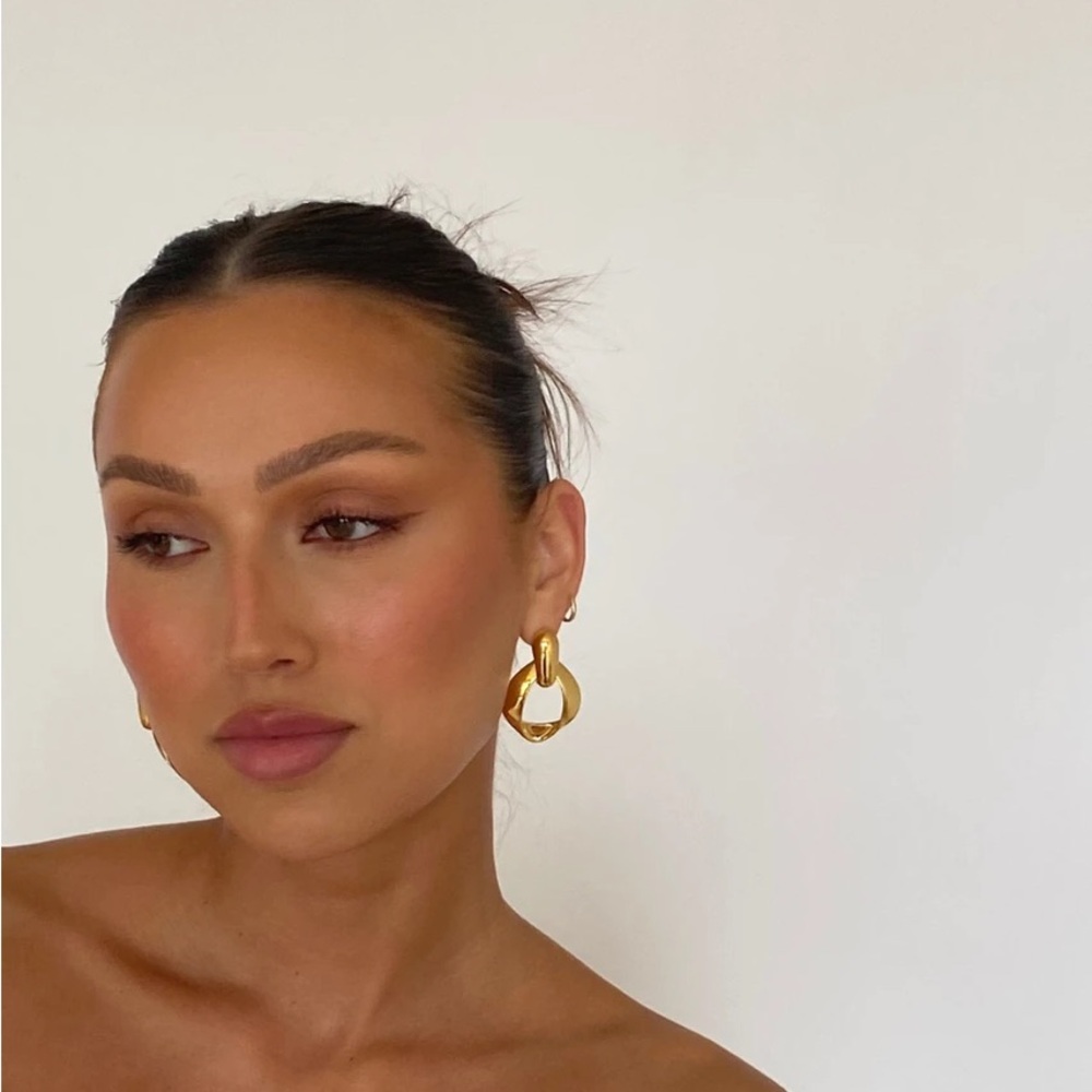 Heaven Mayhem Air Gold Earrings